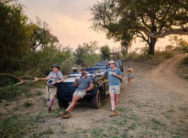 The Bushwise 60-day students taking a relaxing coffee break.