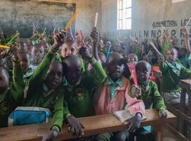 Volunteer school with a class full of learners