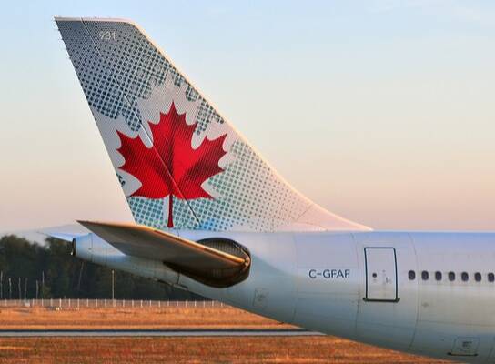 Aeroplane with Canada flag