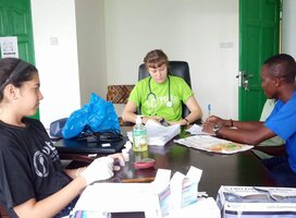 GXVO Volunteers working in hospital