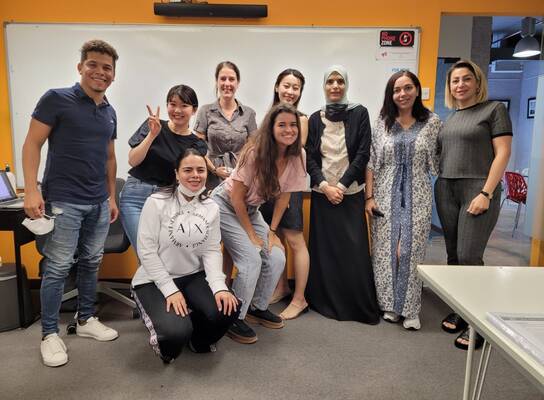 English Students in Dubai