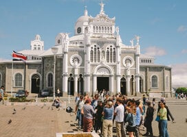 Students at Cartago Basilica