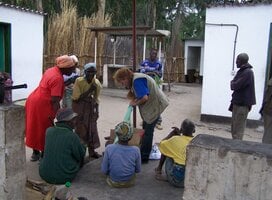Volunteer in Construction with LV!