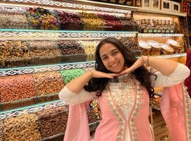 AFS student visiting the local market while studying abroad in Turkey