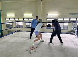 Girls sparring