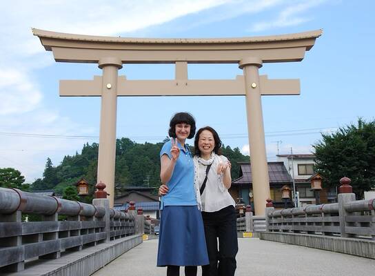 Live with a host family in Japan