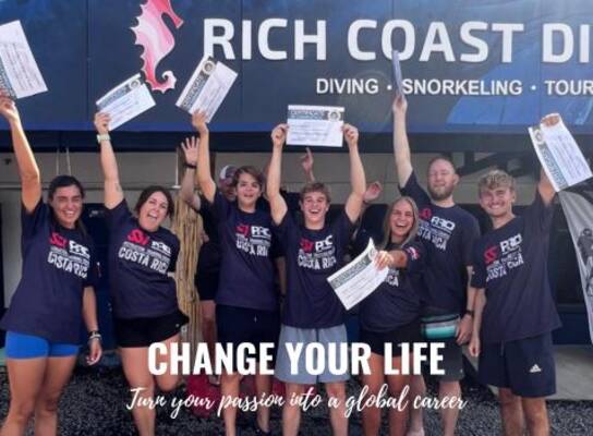 Diveinstructors celebrating their achievement