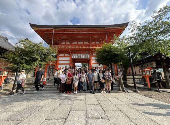 AIFS Abroad students in Kyoto, Japan 