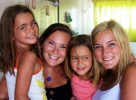 Global Volunteers in Greece with children
