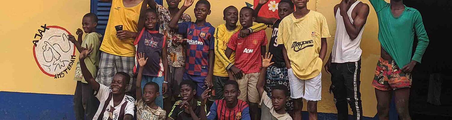 Volunteer to Support Kids with WAVO

