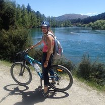 A beautiful day to bike around Lake Wanaka
