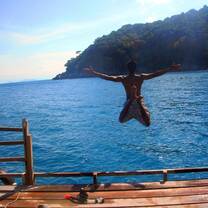 First Abroad - The gap year experts. Gap years (and longer trips) for Americans