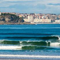 Spain waves pumping