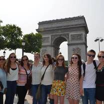 API Students at the Arc de Triomphe