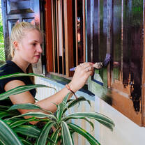 IVHQ Temple Renovation volunteer in Sri Lanka