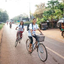 IVHQ Cambodia volunteers
