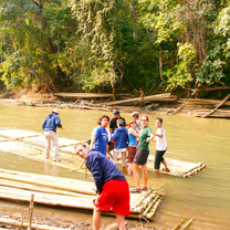 Volunteers building Summer Study Thailand