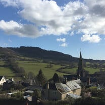 Live in England and study abroad
