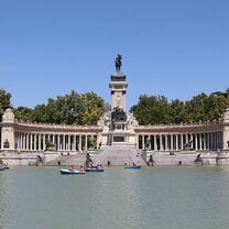 teach in a homestay in Spain