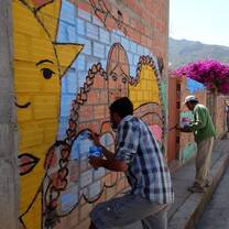 Painting murals Bolivia 