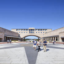 Bond University 