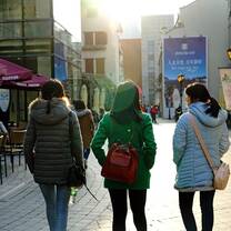 Teach English abroad in China with International TEFL Academy