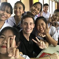 M5 Students in English class