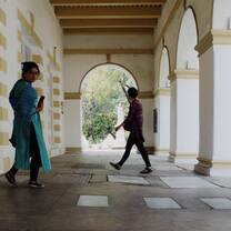 Touring temples in Dhaka's city center 