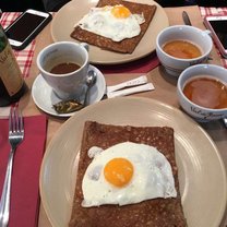 Order a galette complete for the best meal ever. A lunch meal of galette and cider