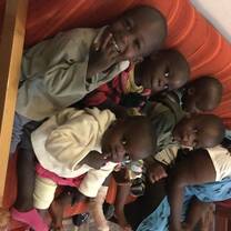Kidogo Adventure - volunteer in a baby home 