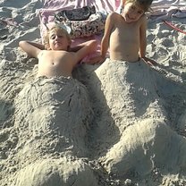 "Sirenas" on the beach. :)