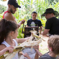 family-volunteer-vacations-costa-rica-discover-corps