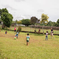 family-volunteer-vacation-costa-rica-discover-corps