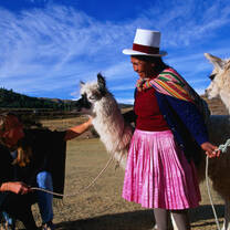 Peru-Children-of-the-Andes-with-Discover-Corps