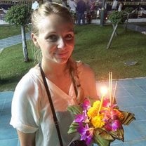 Celebrating Loy Krathong festival