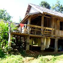 Live on a lake in stunning Laos, sharing accommodation with other volunteers