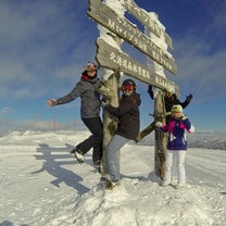 Skiing Japan 
