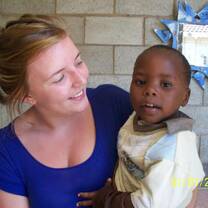 Volunteer with kids in South Africa
