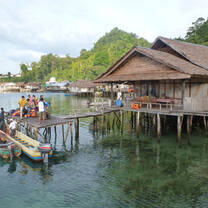 Indonesia: Community & Conservation