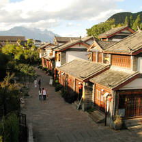 Study Abroad China: Mountains, Deserts & Megacities