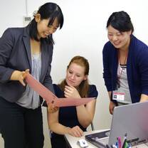 Canadian intern working with Japanese coworkers