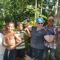 As a woman in construction, I catch a lot of flack here in Canada, but in the Dominican? These guys were more than excited to work beside me 💝