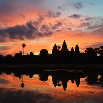 sunrise at siem reap temple
