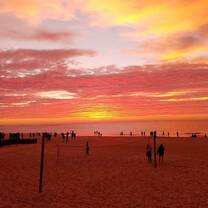 Sunrise on ANZAC Day at Nobby's Beach