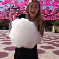 Me, In Love with Pau's Cotton Candy and Pink Umbrella Sky Octobre Rose en Centre-Ville