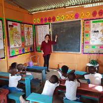 Teaching english at 5-6 years old kids