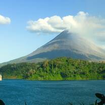 Volunteer in Costa Rica with Abroaderview.org