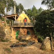 Alternative building and sustainable practices are just one example of the skills that students learn during a LEAPNOW gap year