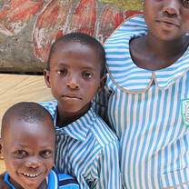 Gap Year, Year Out, Career Break, Volunteer, teaching, street children, Ghana, disadvantaged, volunteer, seniors, ladies, oldies, families, In the World for the World, singles, uni holidays, 