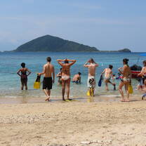 Students in Cayos Cochinos Islands
